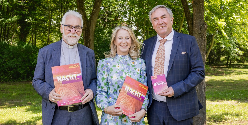 Bischof Marketz, Projektkoordinatorin Binder und Superintendent Sauer / Trainproduction / Matthias Trinkl Bischof Marketz: In 'Langer Nacht' Vielfalt der Kirchen entdecken