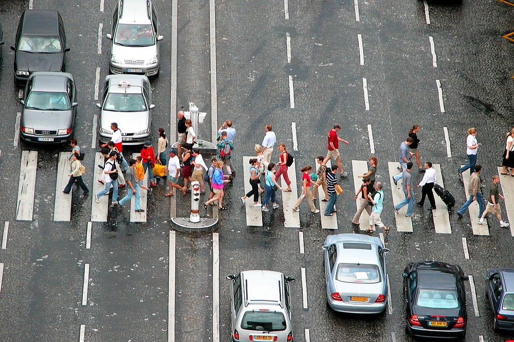 Zebrastreifen / bilderbox.com / Erwin Wodicka 'Autofasten': Initiative fordert Mobilitätswende für Klimaschutz