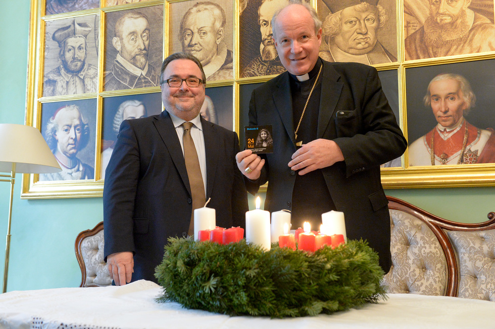 Sch?nborn, Chalupka / kathbild.at / Franz Josef Rupprecht, Franz Josef Rupprecht Kardinal Christoph Sch?nborn, Michael Chalupka, evangelischer Adventkranz nach dem Diakonie-Gr?nder Johann Hinrich Wichern