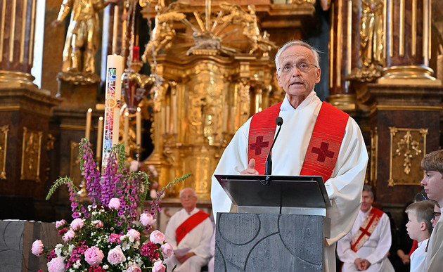 Paul Zulehner bei Pfingstpredigt in Weiz / KARL STOCKNER